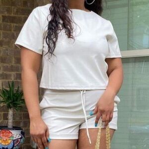 Zenana vegan leather paper bag waist short set. Off white. Medium. NWOT